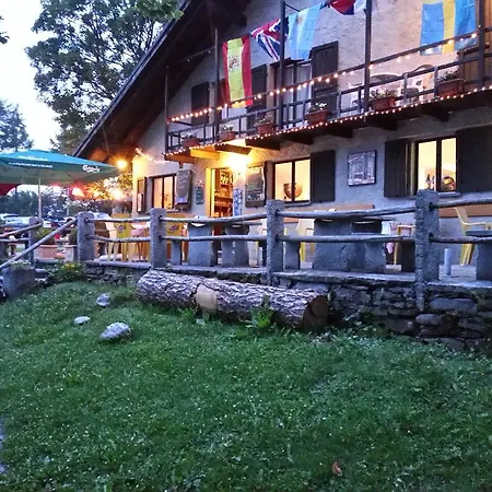 فندق مبيت وإفطار Osteria Grotto Monti Motti *